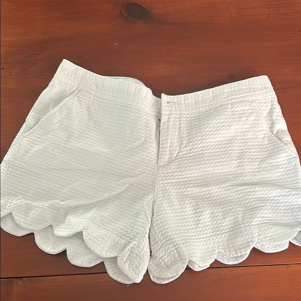 Lilly Pulitzer High Waist White Scalloped Shorts